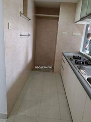 The Lakeshore (D22), Condominium #612514581
